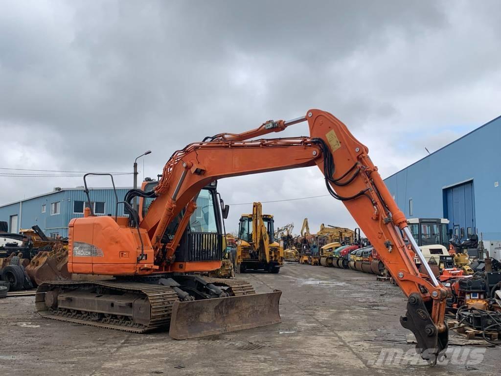 Doosan DX 140 LCR Paletli ekskavatörler
