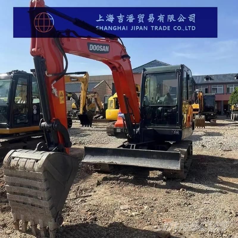 Doosan DX 60 Mini ekskavatörler, 7 tona dek