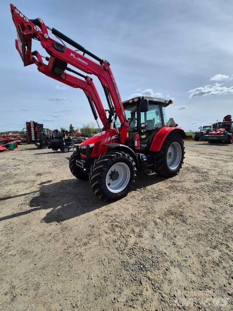 Massey Ferguson 5713 Traktörler