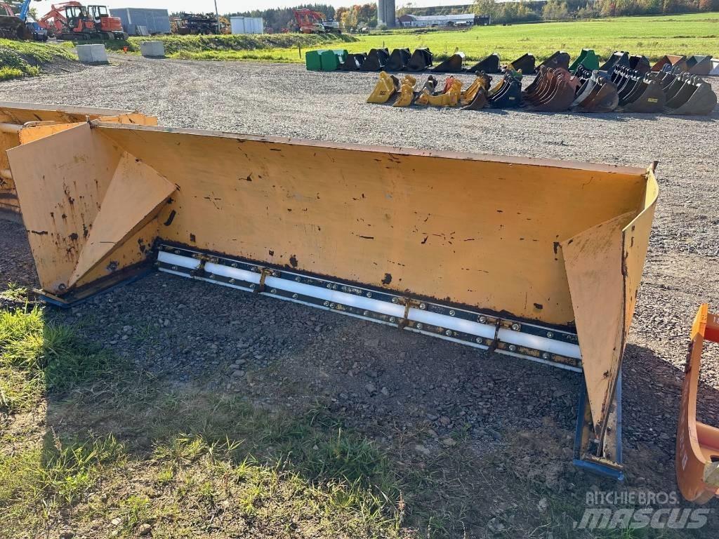  Pro tech LS12' Ön yükleyici atasmanlar