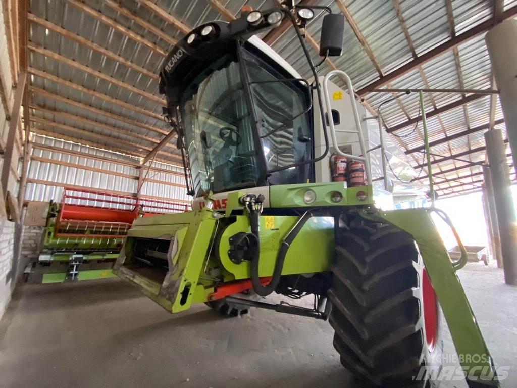 CLAAS Tucano 450 Biçerdöverler