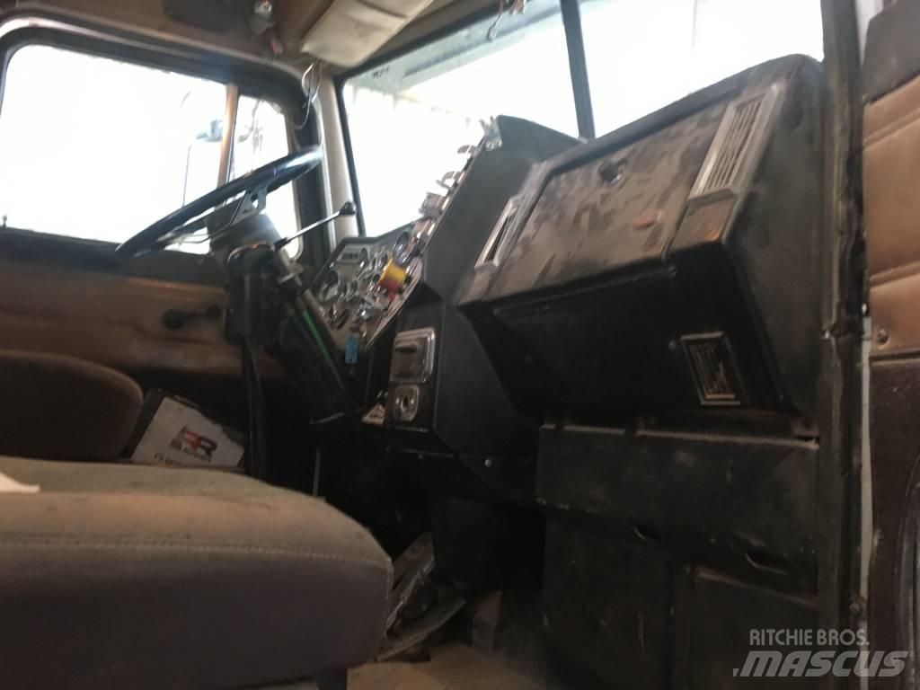 Peterbilt 378 Kaynak traktörleri