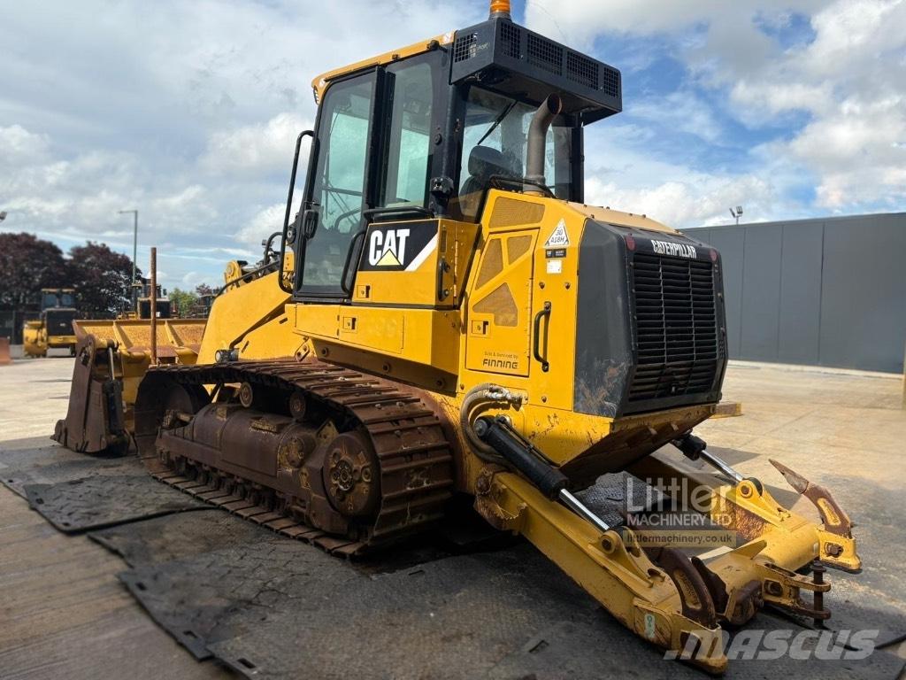 CAT 963 D Paletli yükleyiciler