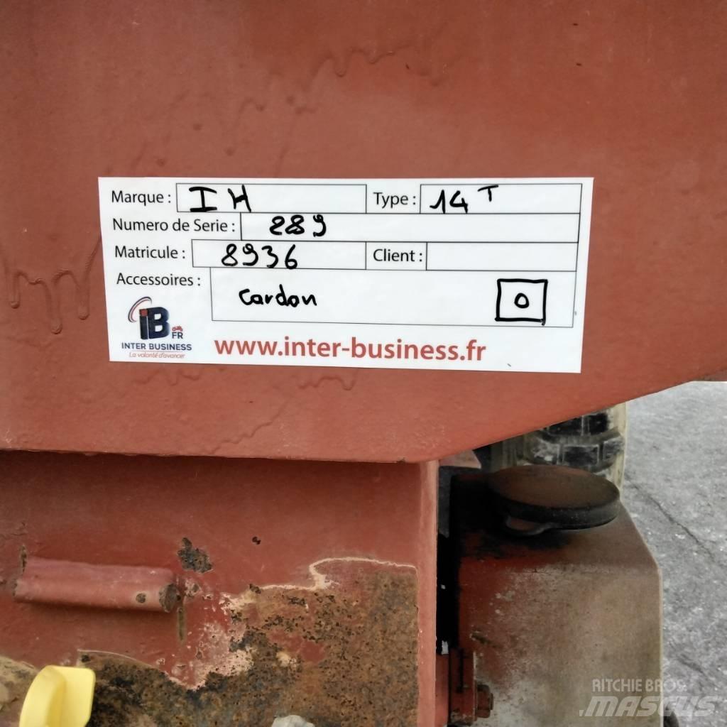 IH B14 Silo tankeri