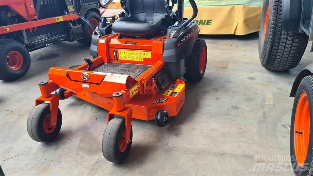 Kubota Z1-421 Çim biçme makineleri