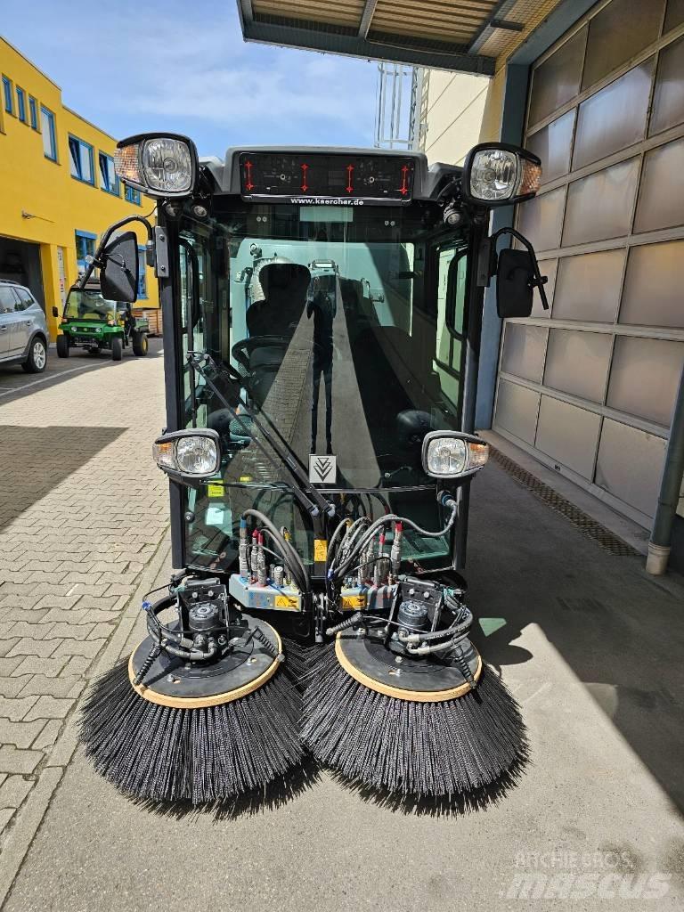 Kärcher MC130 Cadde süpürücüler