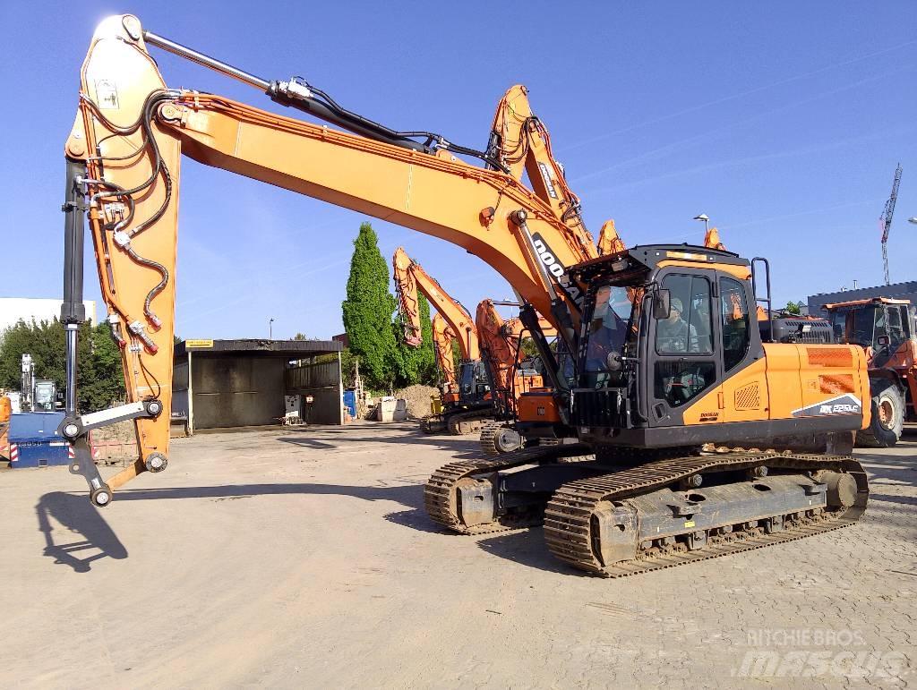 Doosan DX225LC-7 Paletli ekskavatörler