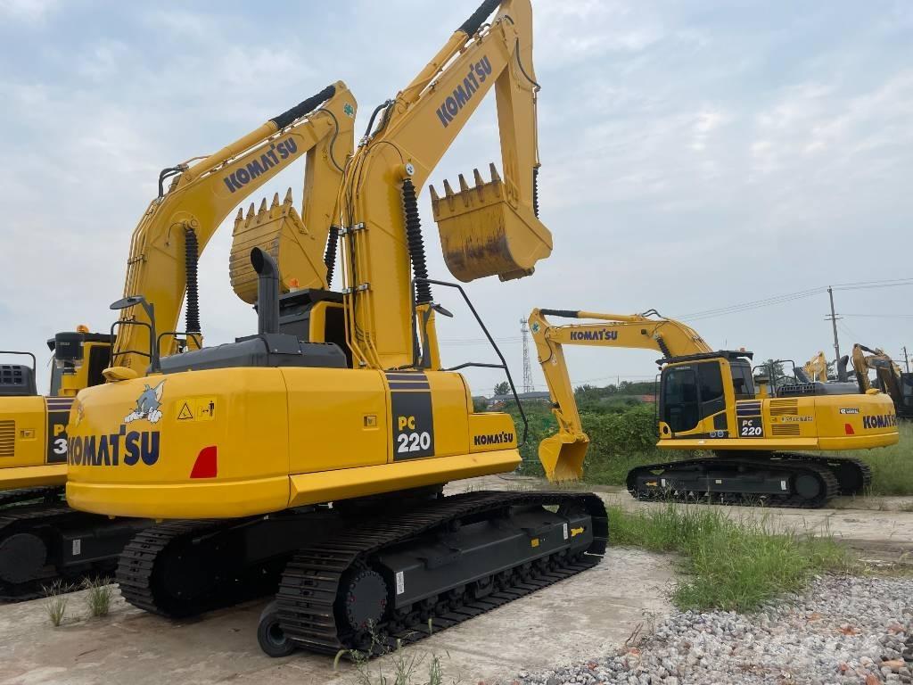 Komatsu PC 220 Paletli ekskavatörler
