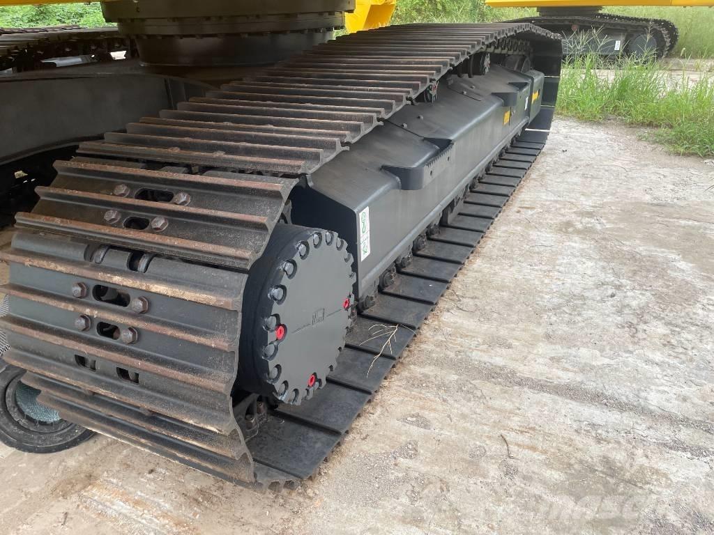 Komatsu PC 220 Paletli ekskavatörler
