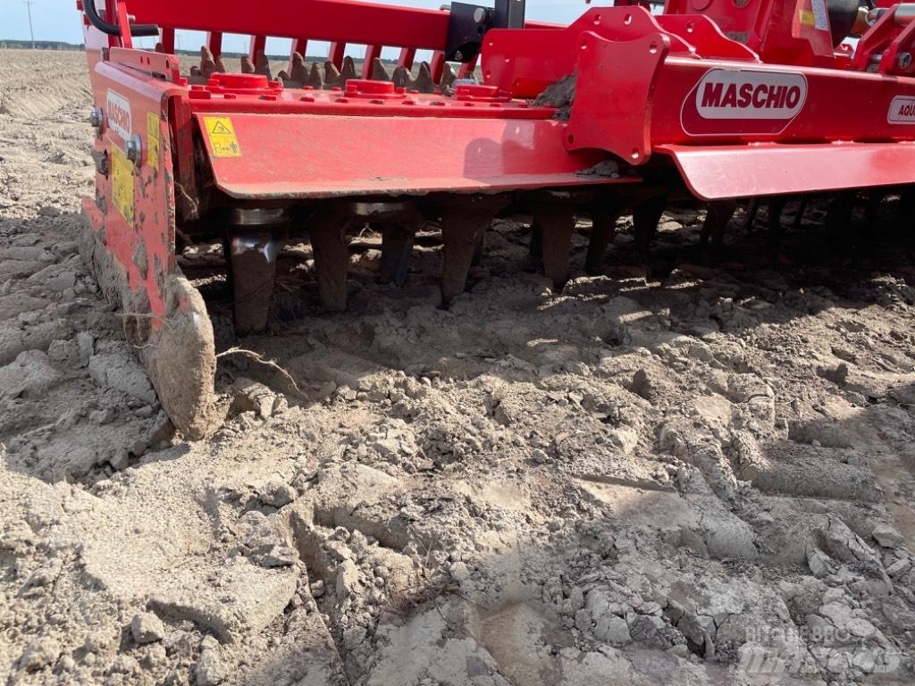 Maschio Aquila 6000 Üniversal ekim makinasi
