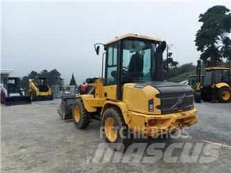 Volvo L 30 G Tekerlekli yükleyiciler