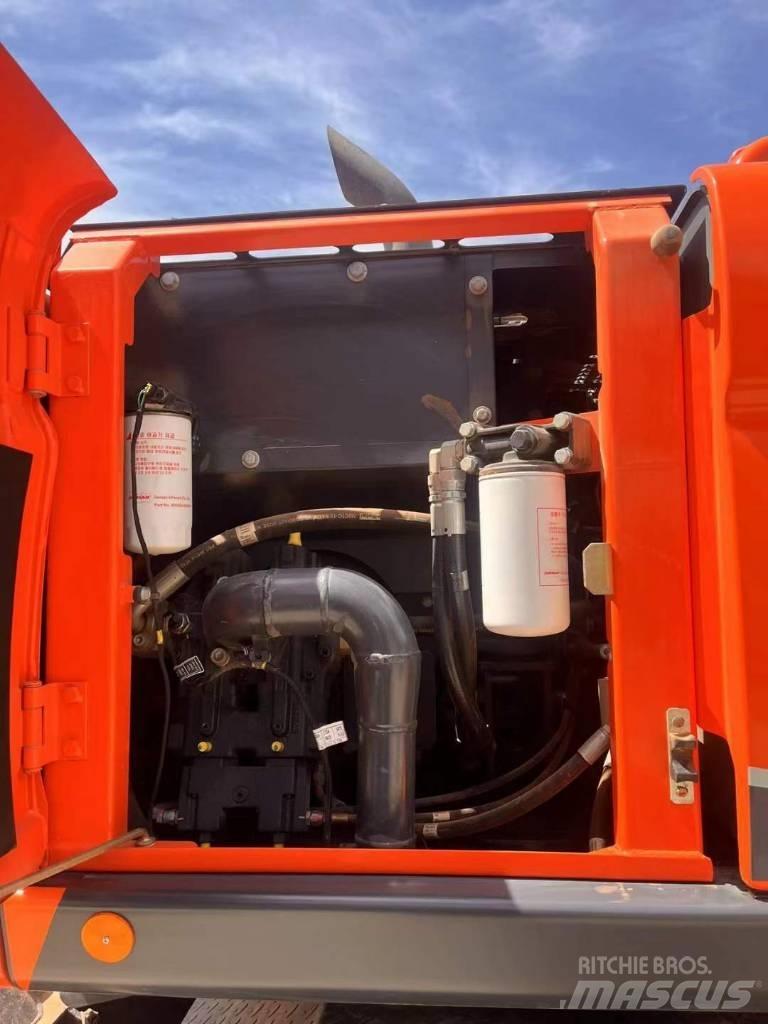 Doosan DH150W Lastik tekerli ekskavatörler