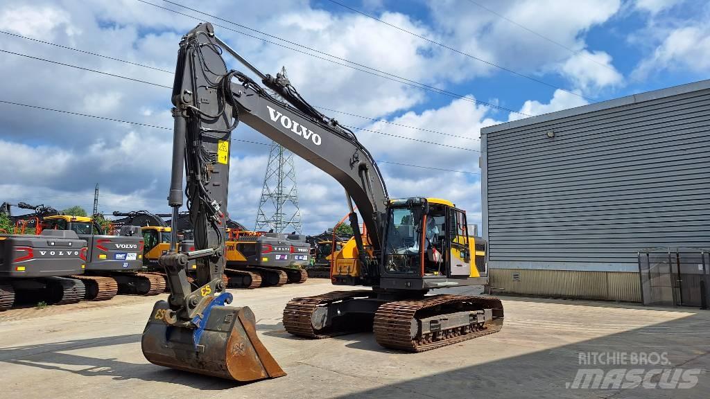 Volvo EC220E Paletli ekskavatörler