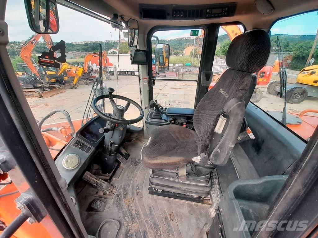 Doosan DL 250-3 Tekerlekli yükleyiciler