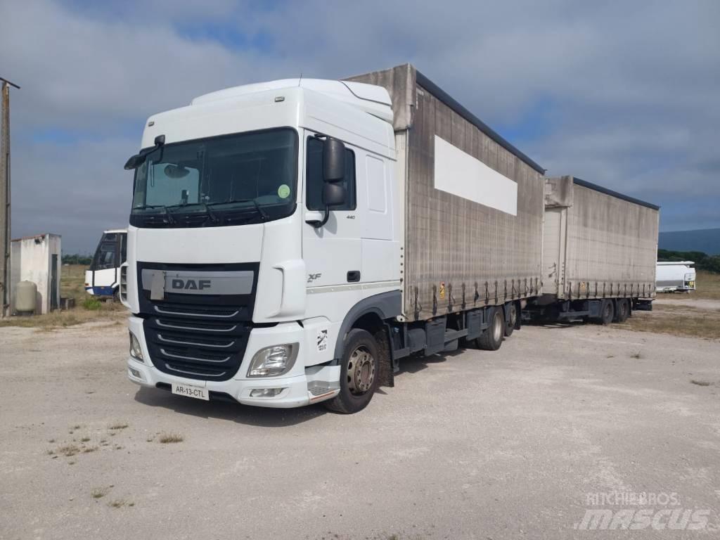 DAF XF 440 Kayar tenteli kamyonlar