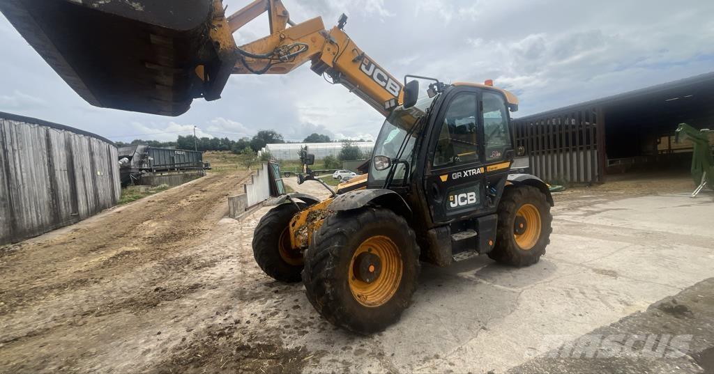 JCB 542-70 Xtra Tarimsal teleskopik yükleyiciler