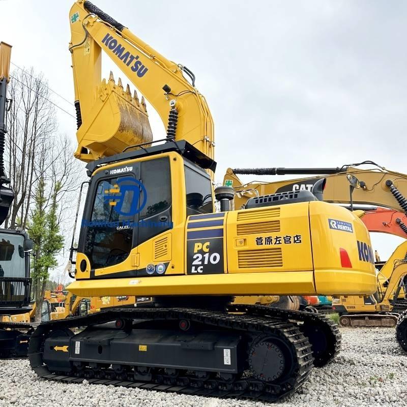 Komatsu PC 210-8 Paletli ekskavatörler