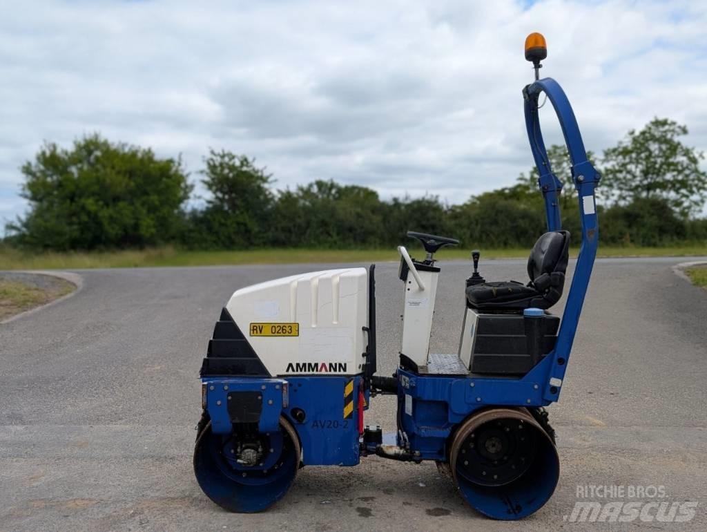 Ammann AV 20-2 Çift tamburlu silindirler