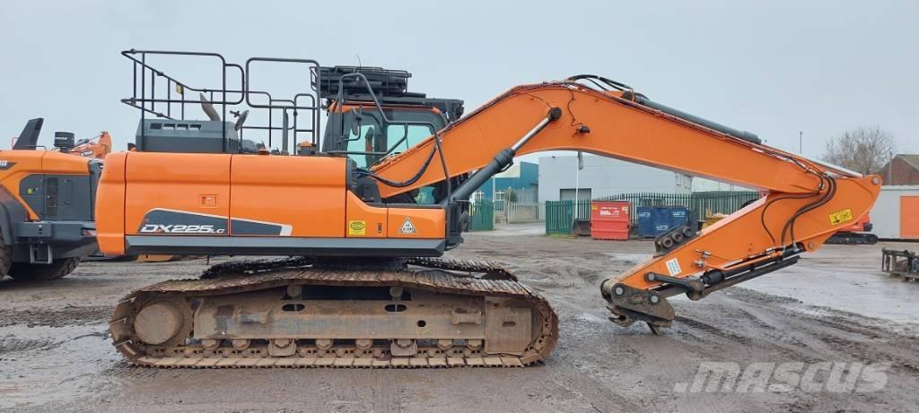 Develon DX225LC-5 Paletli ekskavatörler