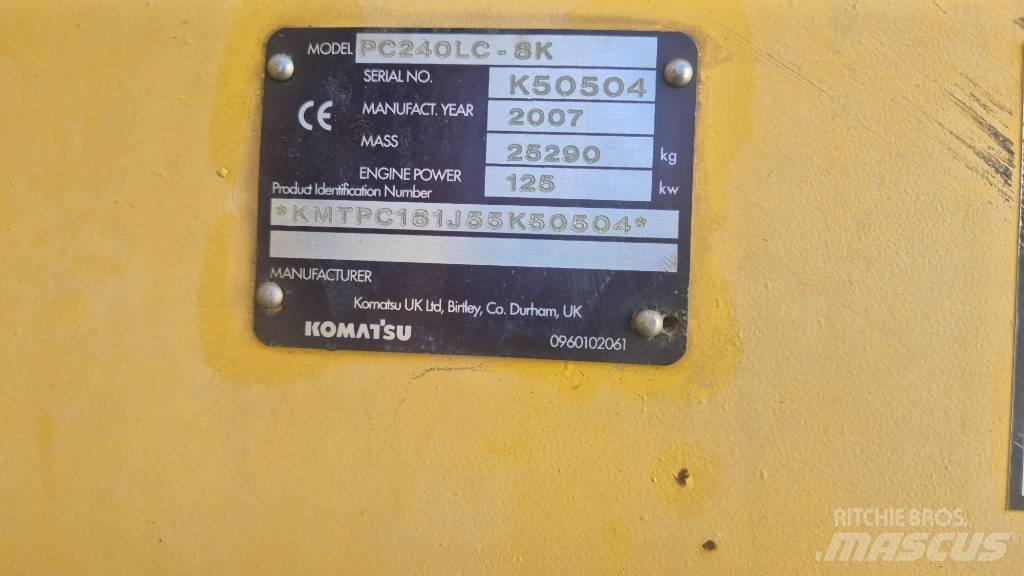 Komatsu PC240LC-8K Paletli ekskavatörler