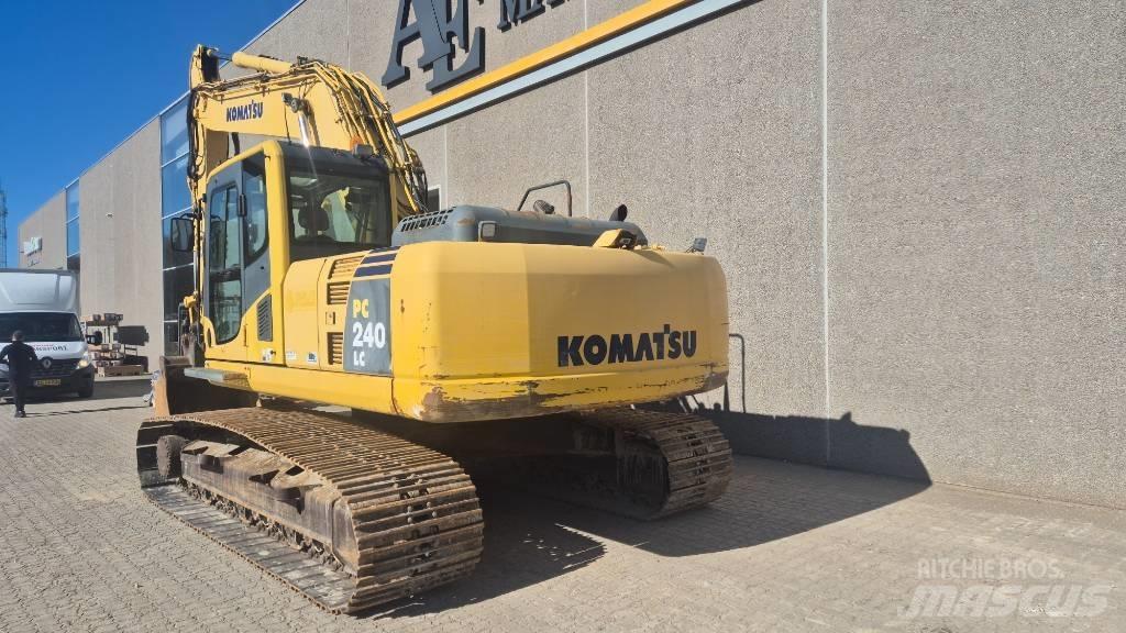Komatsu PC240LC-8K Paletli ekskavatörler