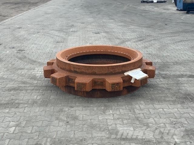 CAT 6040 SPROCKET Paletler
