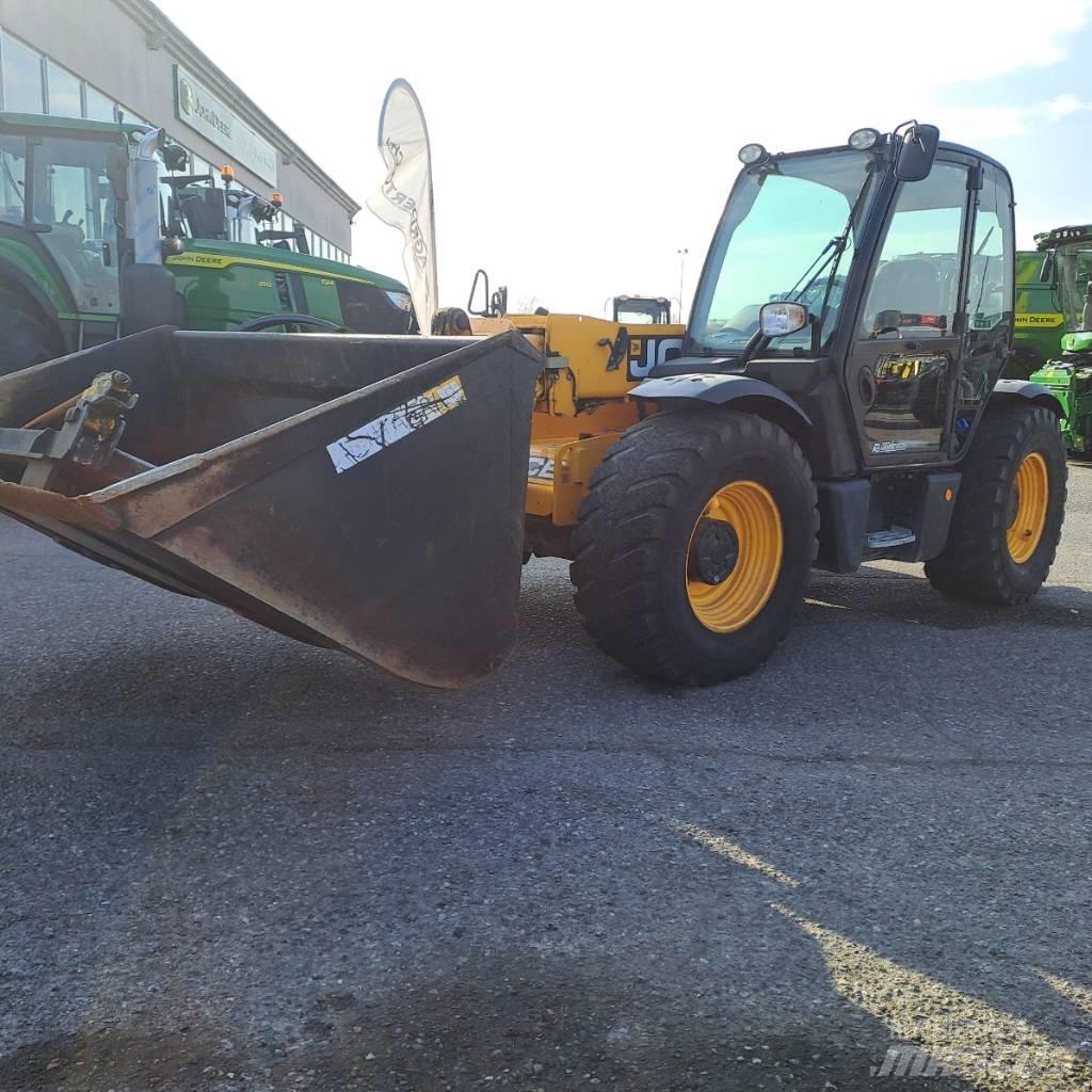 JCB 531-70 Tarimsal teleskopik yükleyiciler