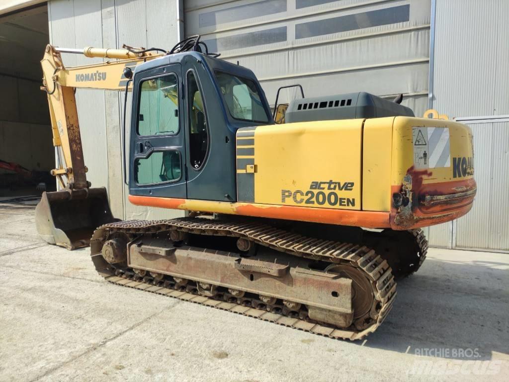 Komatsu PC200EN-6K Paletli ekskavatörler