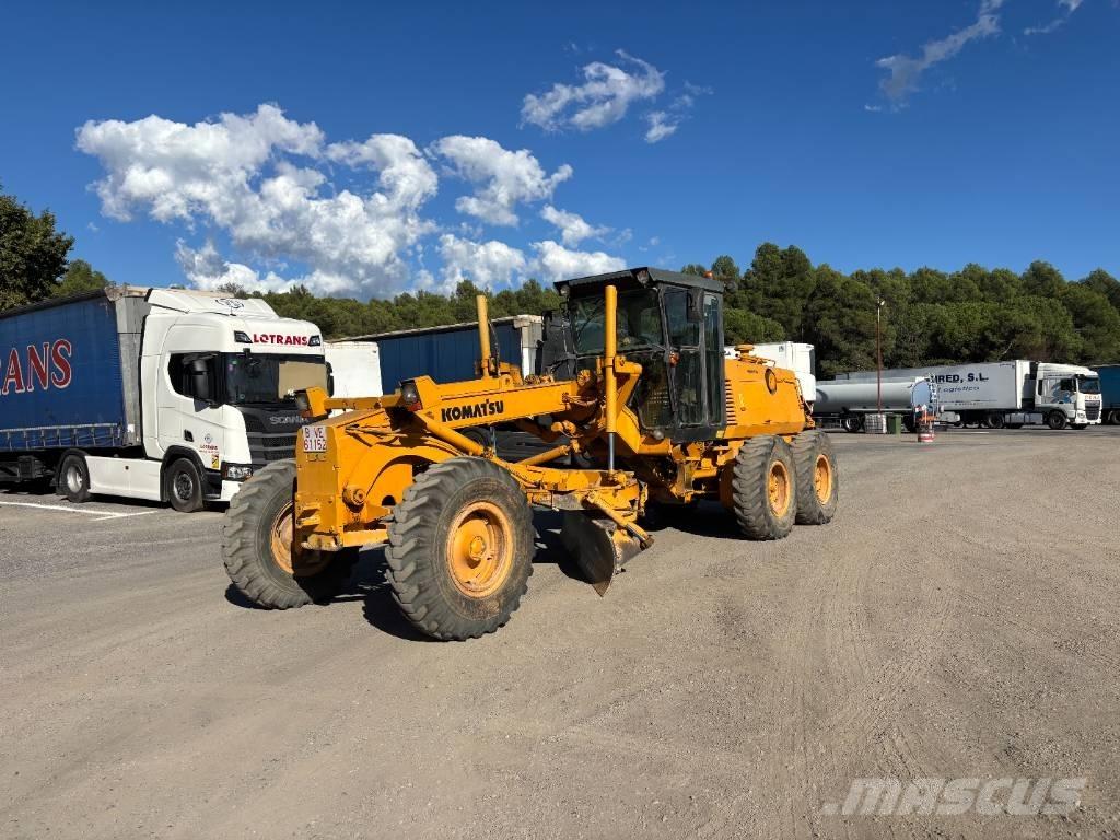 Komatsu GD 530 A Greyderler