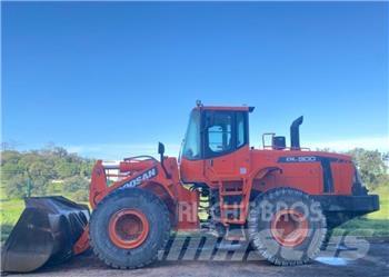 Doosan DL 300 Tekerlekli yükleyiciler