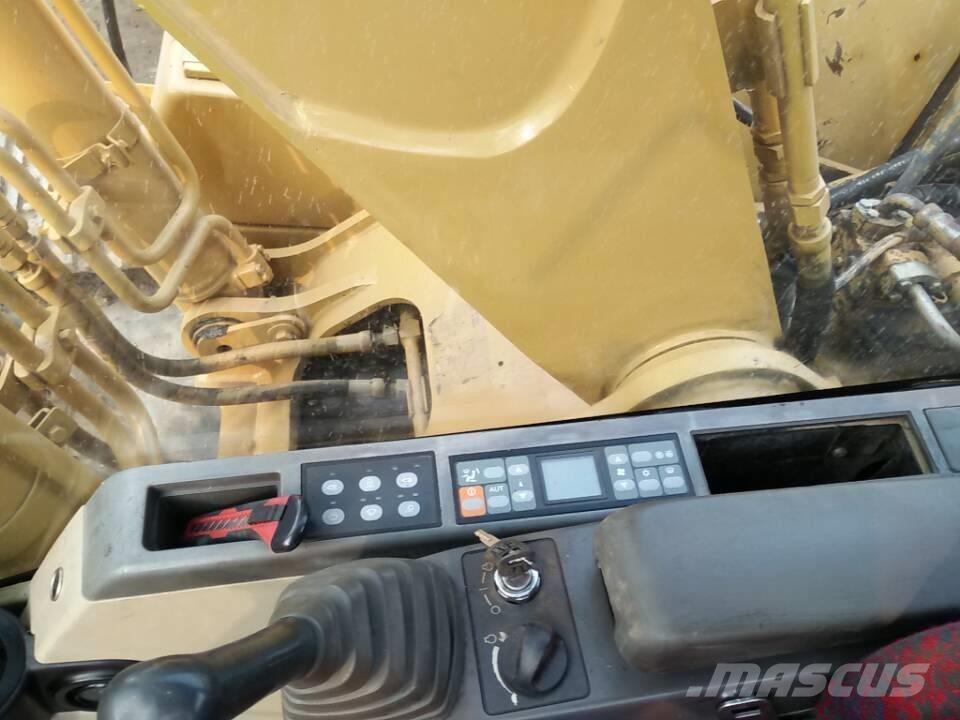 CAT 320 C Paletli ekskavatörler