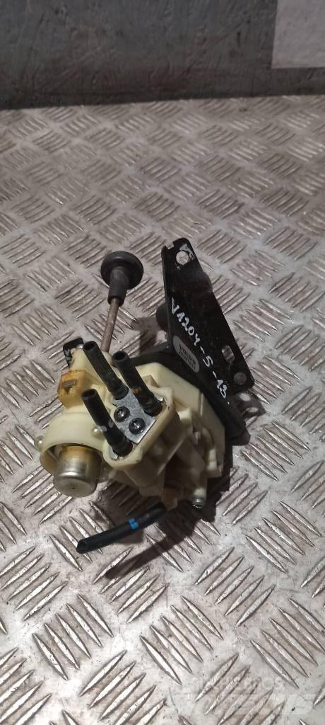 Volvo FH 12    20367533 Kabinler