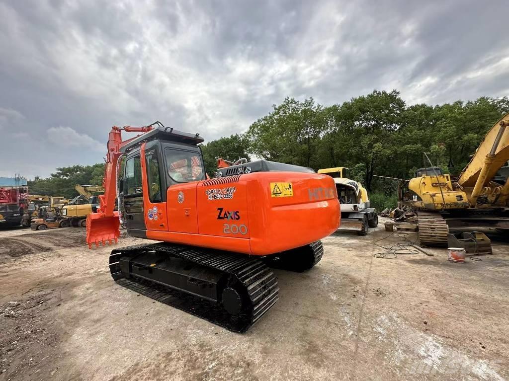 Hitachi ZX200 Paletli ekskavatörler