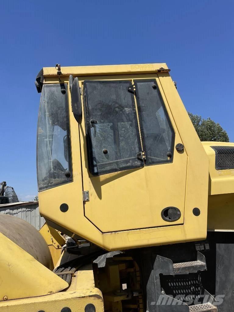 Bomag 226-4 Tek tamburlu silindirler