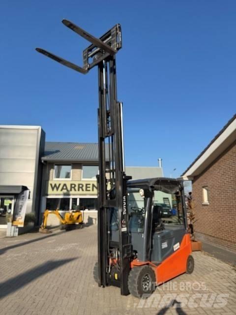 Toyota 8FBMT35 Elektrikli forkliftler