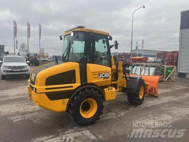 JCB 407 Agri Tekerlekli yükleyiciler