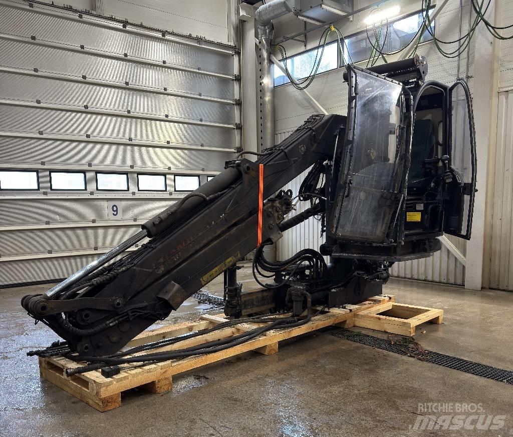 Loglift 118 S T Tomruk vinçleri