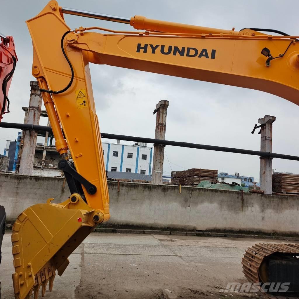 Hyundai 220 LC -9S Paletli ekskavatörler