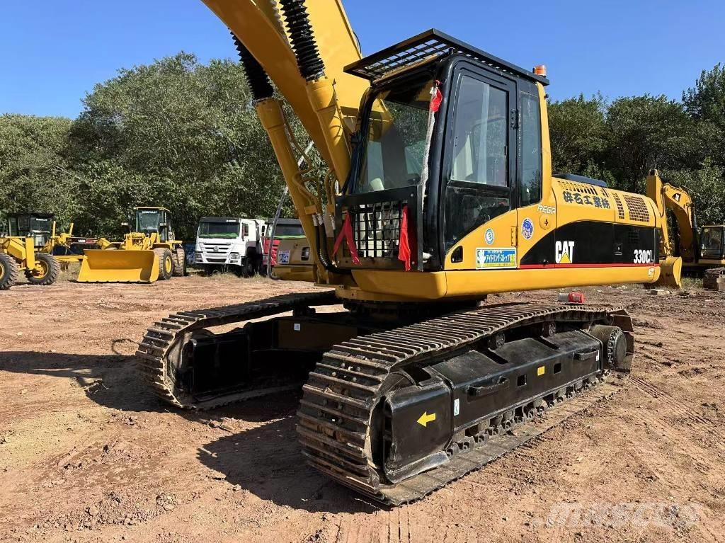 CAT 330 CL Paletli ekskavatörler