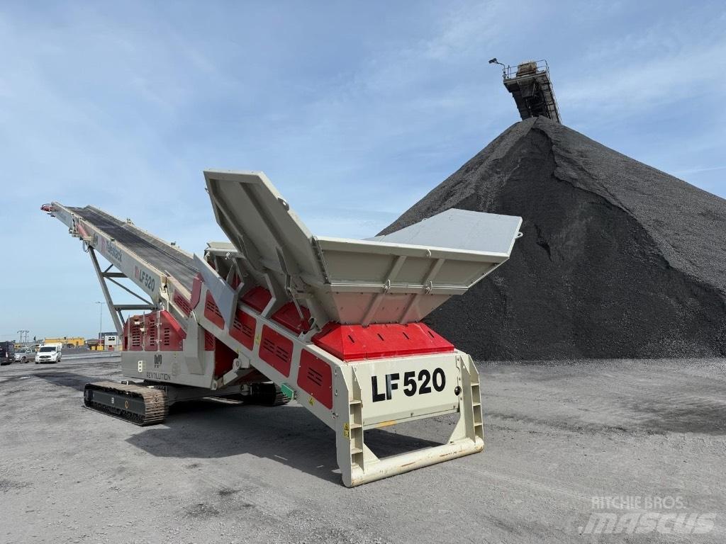 Telestack LF-520 Konveyörler