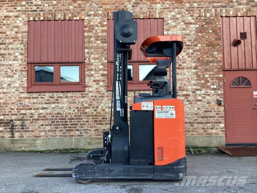 BT RRE 160 Reach truck - depo içi istif araçları