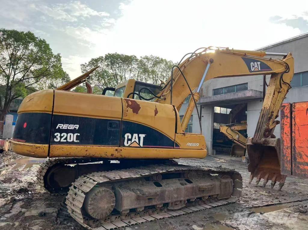 CAT 320 C L Paletli ekskavatörler