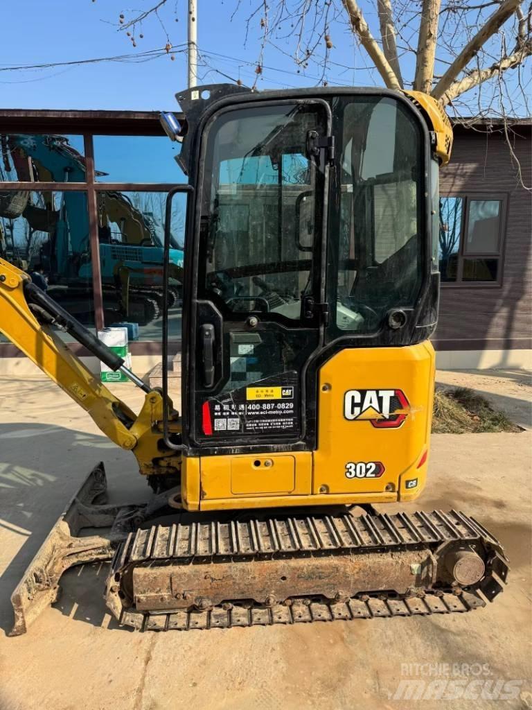 CAT 302 Paletli ekskavatörler