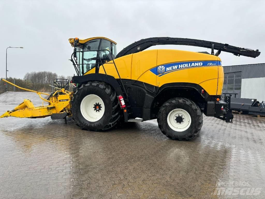New Holland FR 500 Kendi yürür silaj makinalari