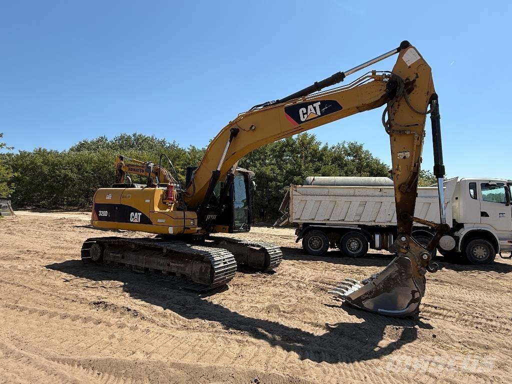 CAT 320 D Paletli ekskavatörler
