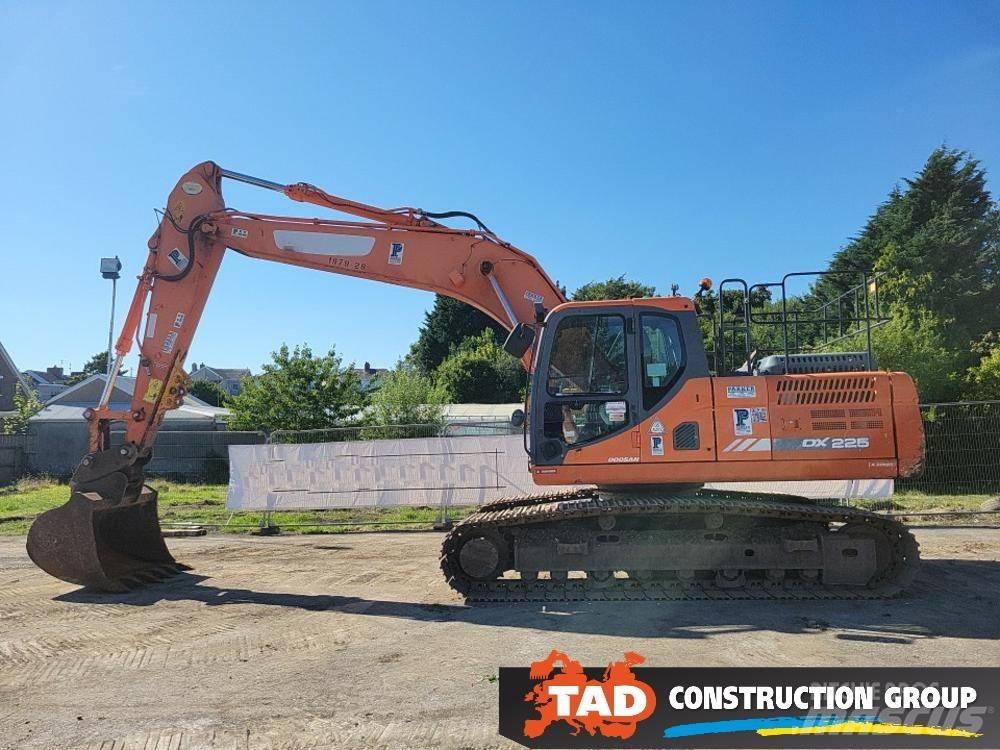Doosan DX 225 LC-3 Paletli ekskavatörler