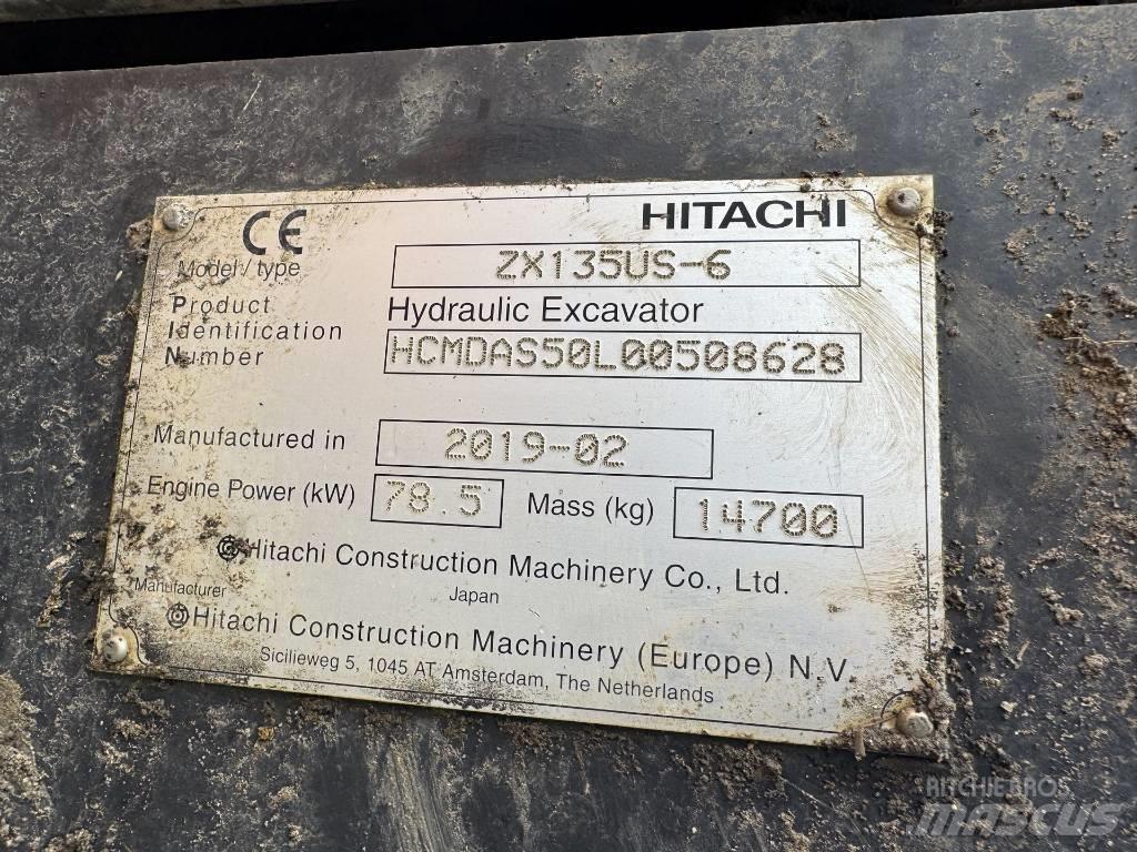 Hitachi ZX 135 US-6 Paletli ekskavatörler