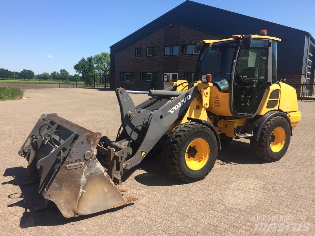 Volvo L 25 F Tekerlekli yükleyiciler