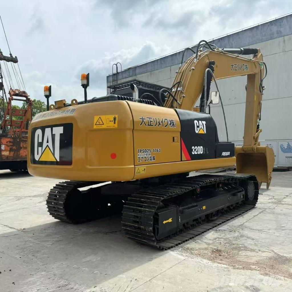 CAT 320 D2 Paletli ekskavatörler
