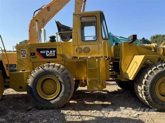 CAT 966 F Tekerlekli yükleyiciler